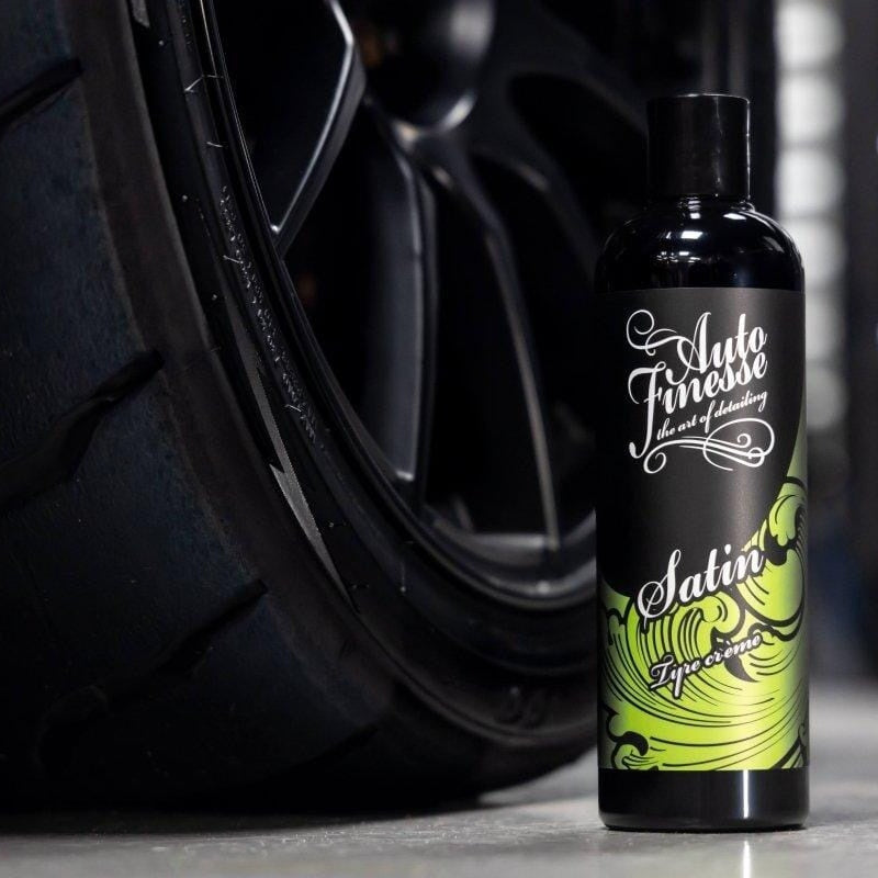 Satin Tyre Dressing Trade Drum